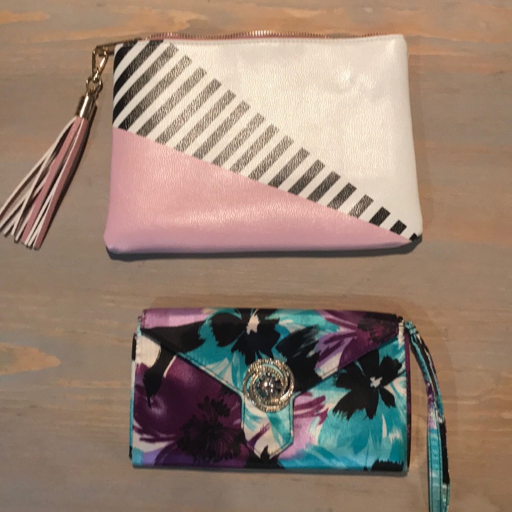 Bundle of two clutches